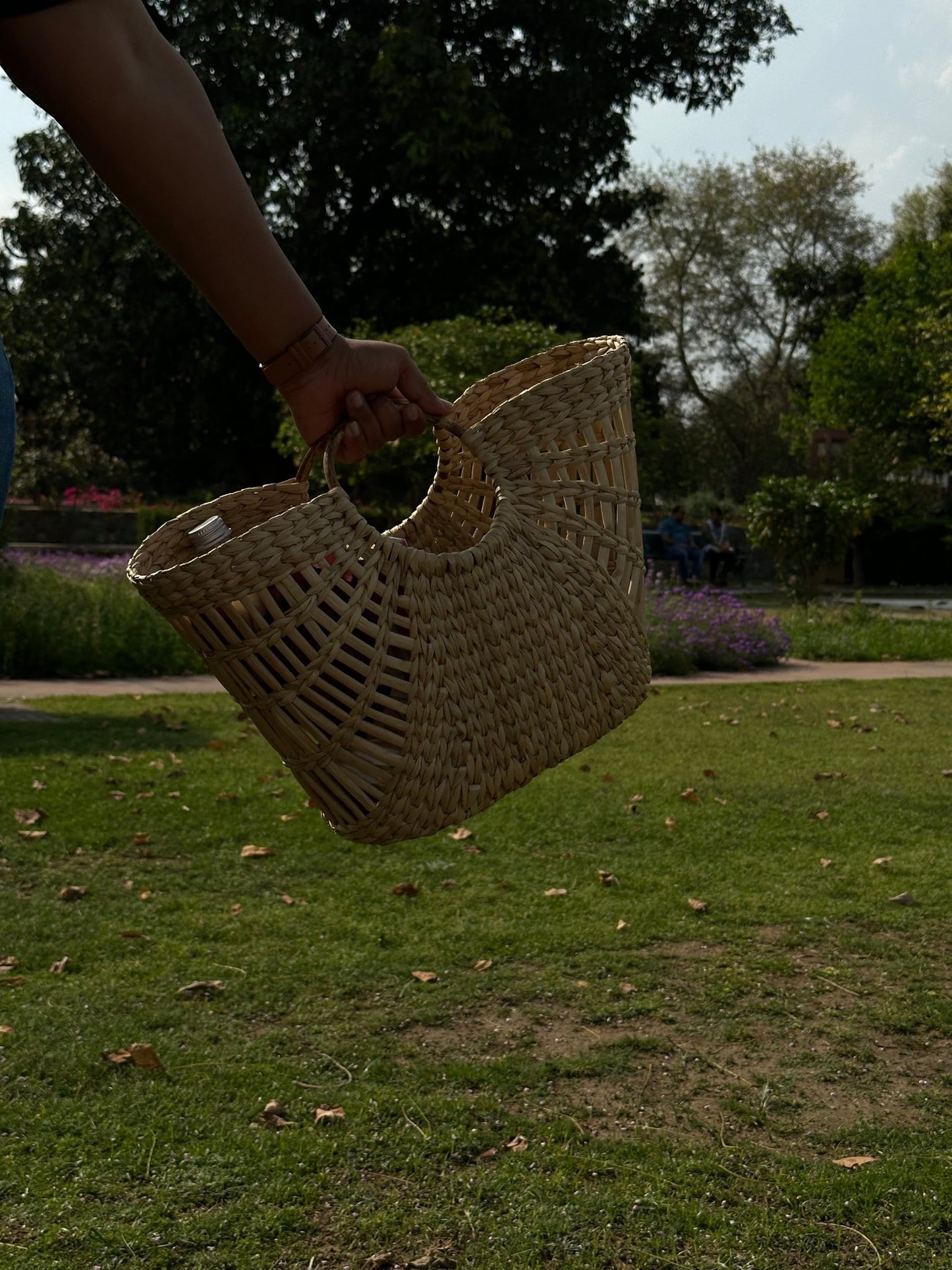 Handwoven Kauna grass tote bag - Manipur